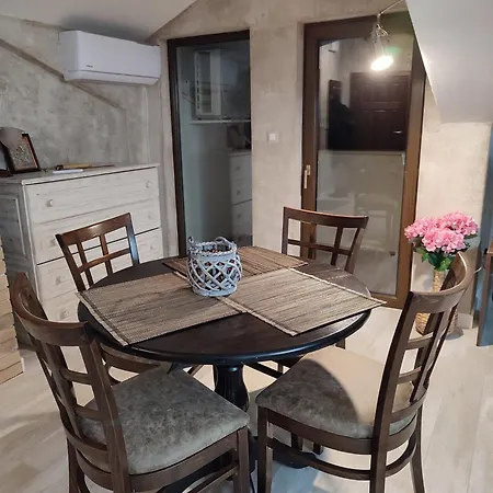 локация! Apartment *